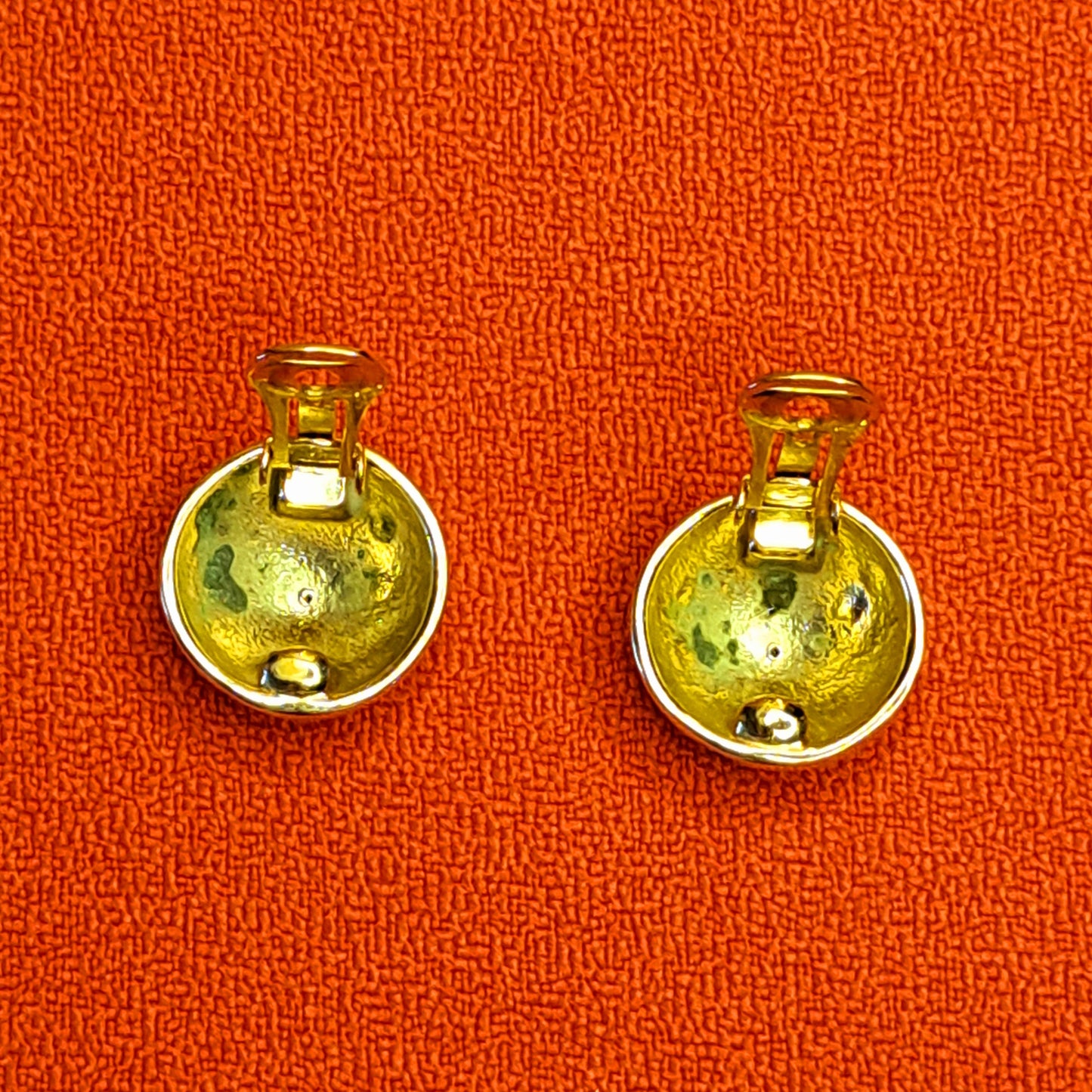 Clips d'Oreilles Demi Boule avec Etoiles Strass