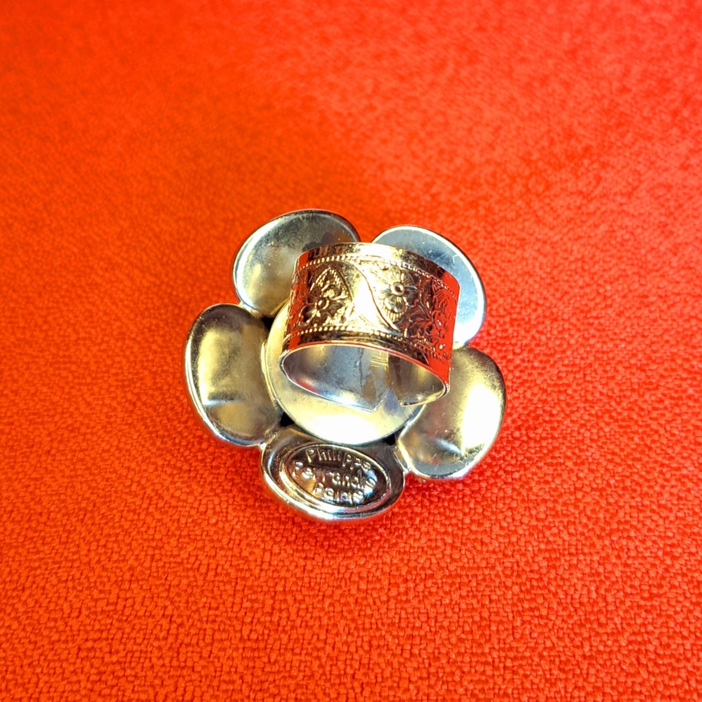 Bague Fleur Camélia Capri de PHILIPPE FERRANDIS
