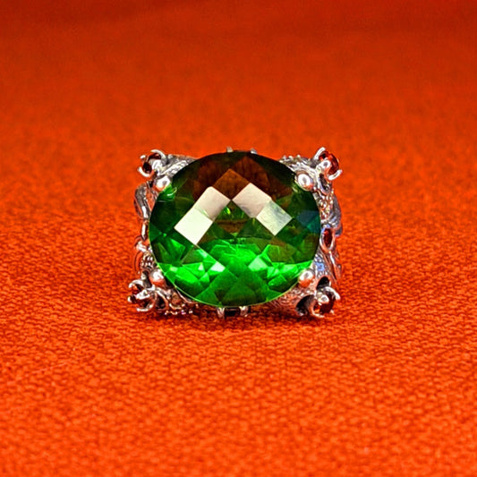 Bague en Argent 925 Grosse Pierre Verte Facettée & Cœurs Orangés