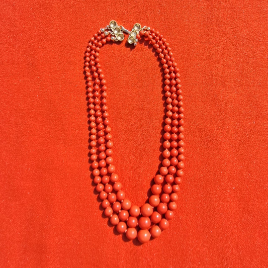 Collier Corail Triple Rang Perles de Verre