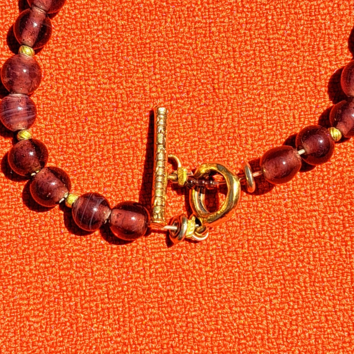 Collier par Zoé Coste (Réminiscence) Pendentif Croix Ornée