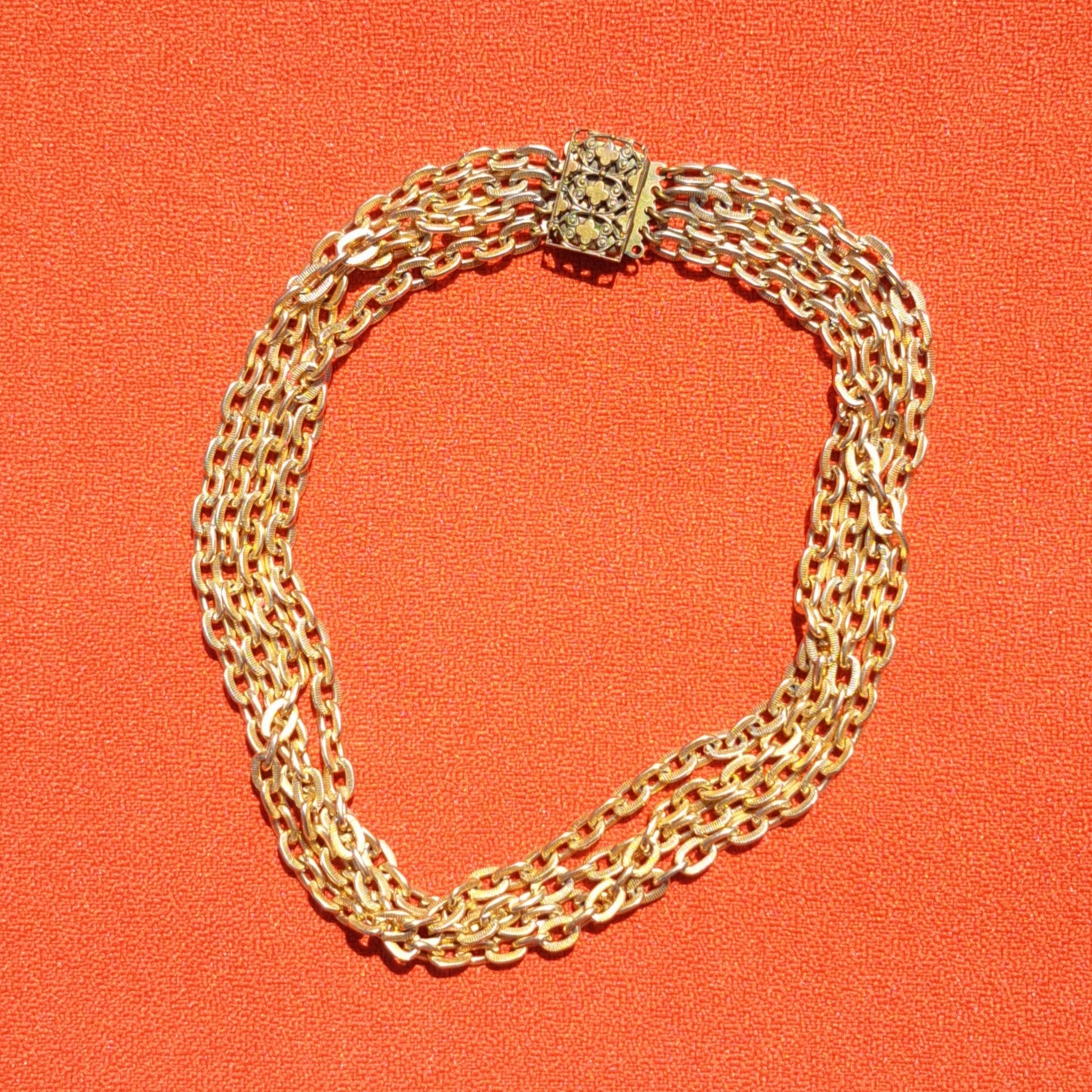 Ras-de-Cou Vintage Maille Dorée Intemporelle Années 70/ 80