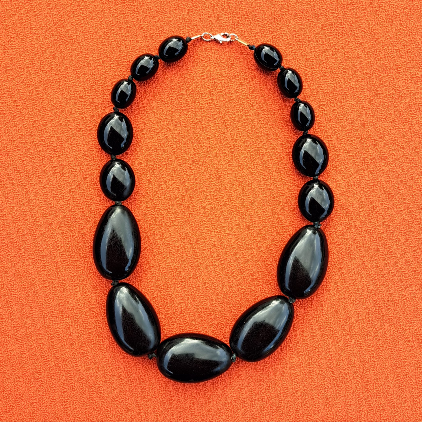 Ras-de-Cou de Perles Noires Vintage Années 70