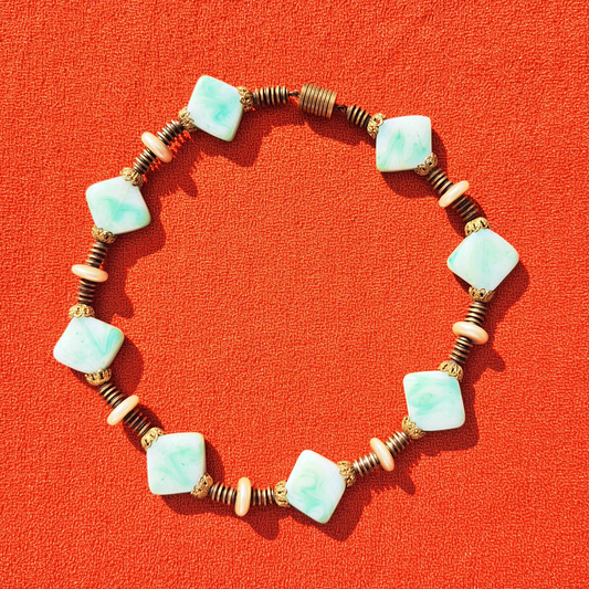 Ras-de-Cou Perles et Cristaux Facettés Verts