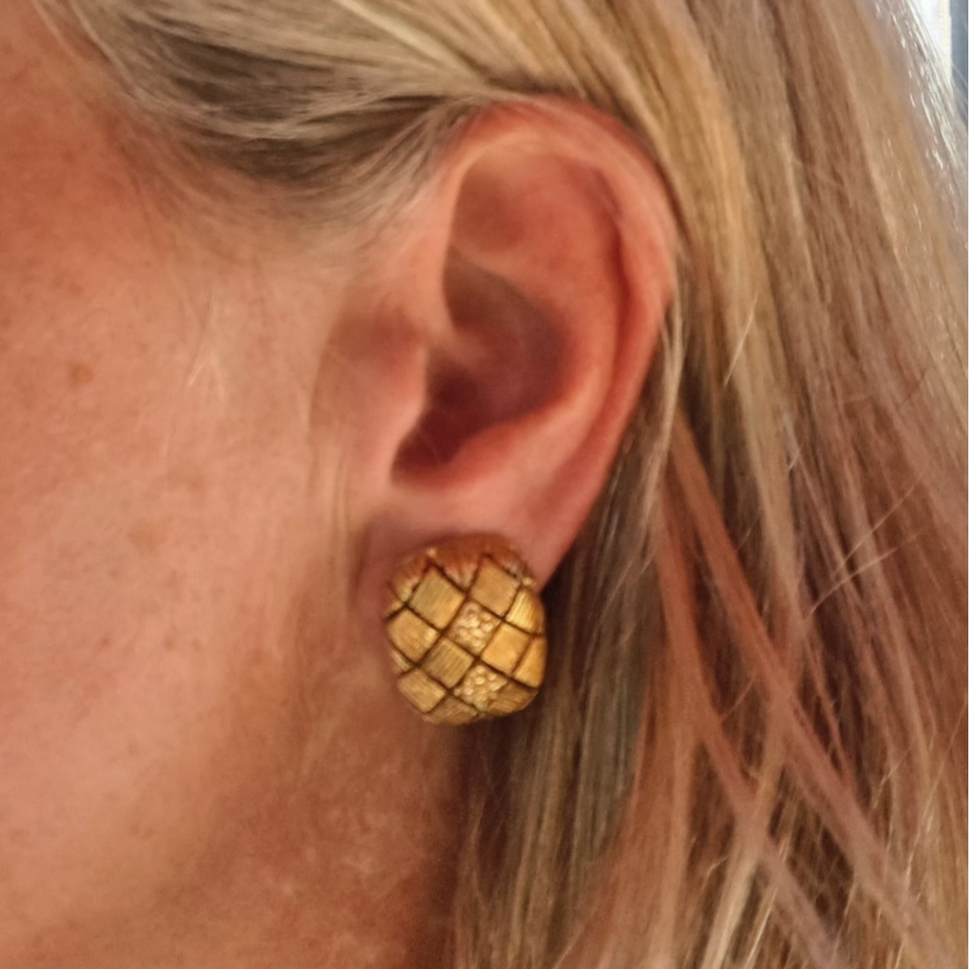 Clips d’Oreilles Vintage Dorés à Strass années 80