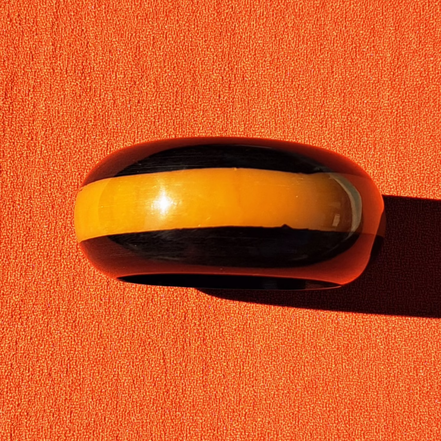 Bracelet Jonc Bakélite Bi Couleur années 1920-1950