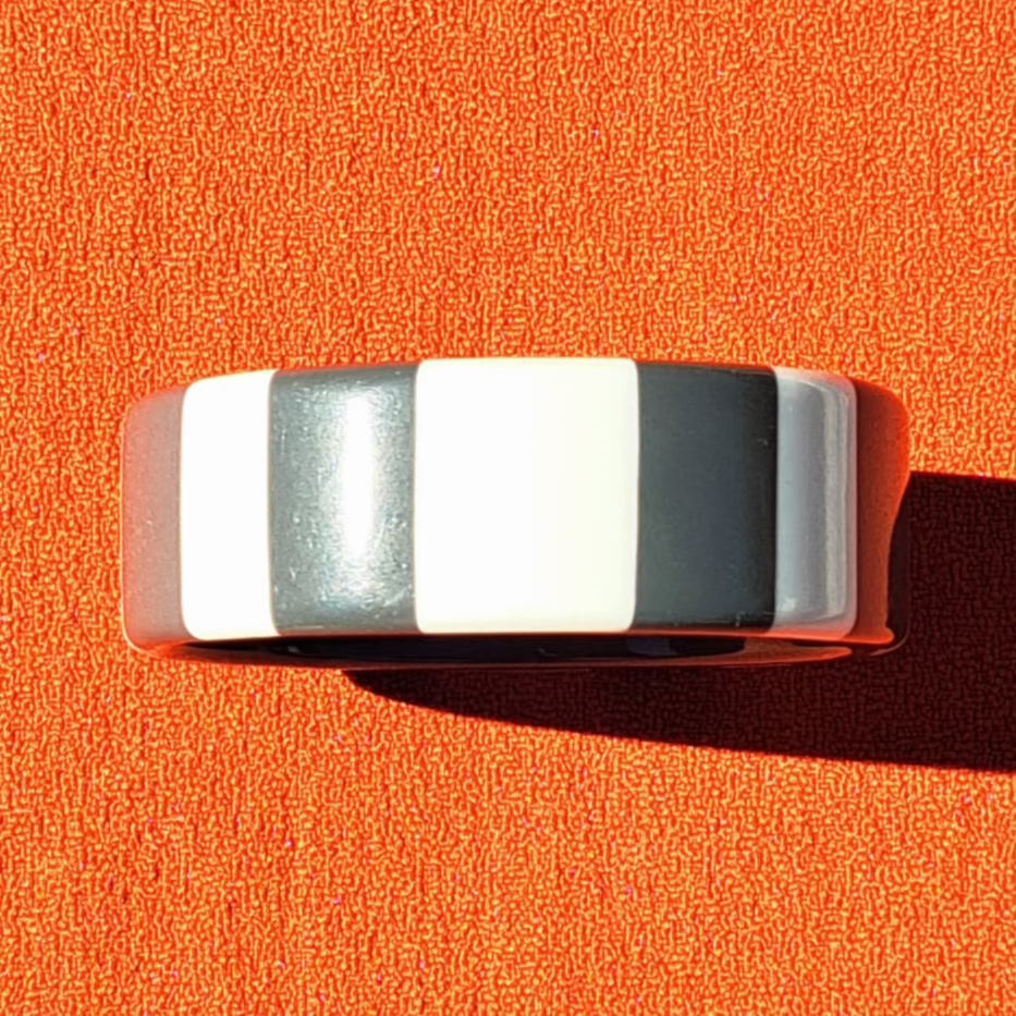 Bracelet Jonc Gris & Blanc Contrasté Élégance Graphique