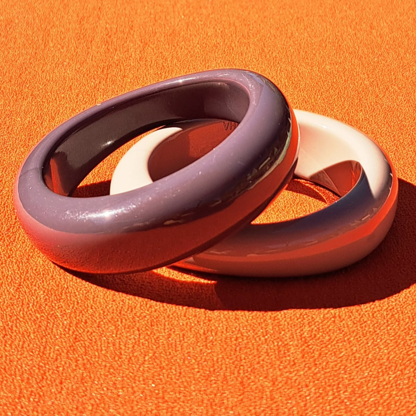 Duo de Bracelets Joncs Vintage AGATHA Résine Parme & Violet Années 1990