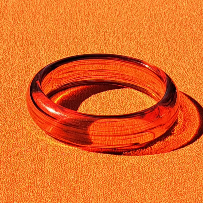 Bracelet Jonc Ambre Foncé Translucide Années 1980–2000