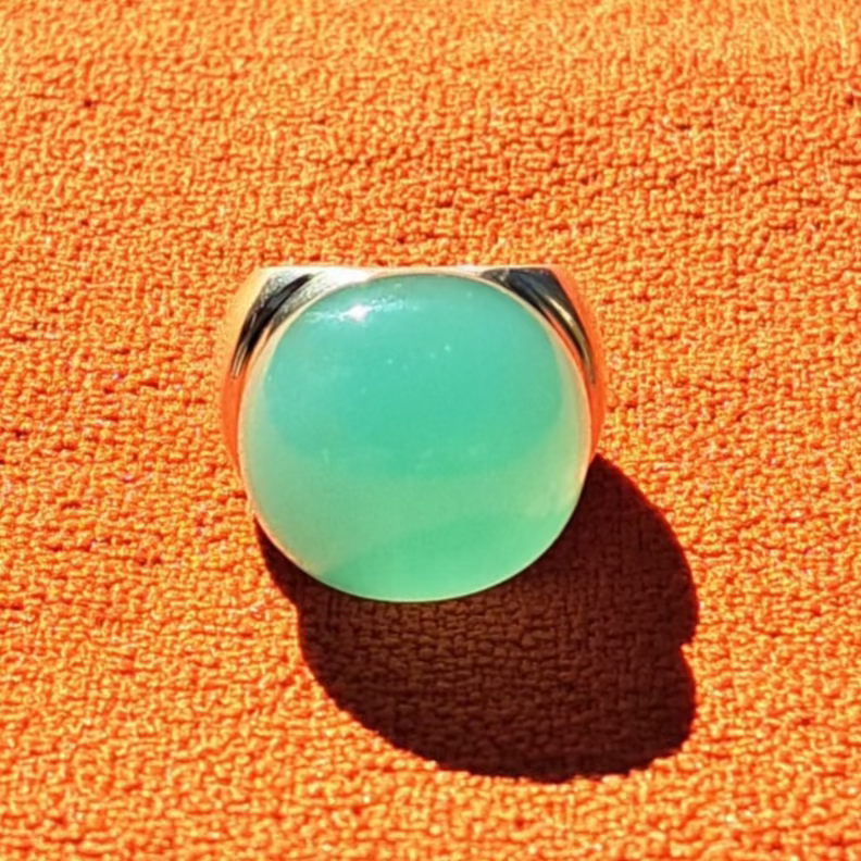 Bague Dôme Bleu Clair en Argent Massif avec Cabochon