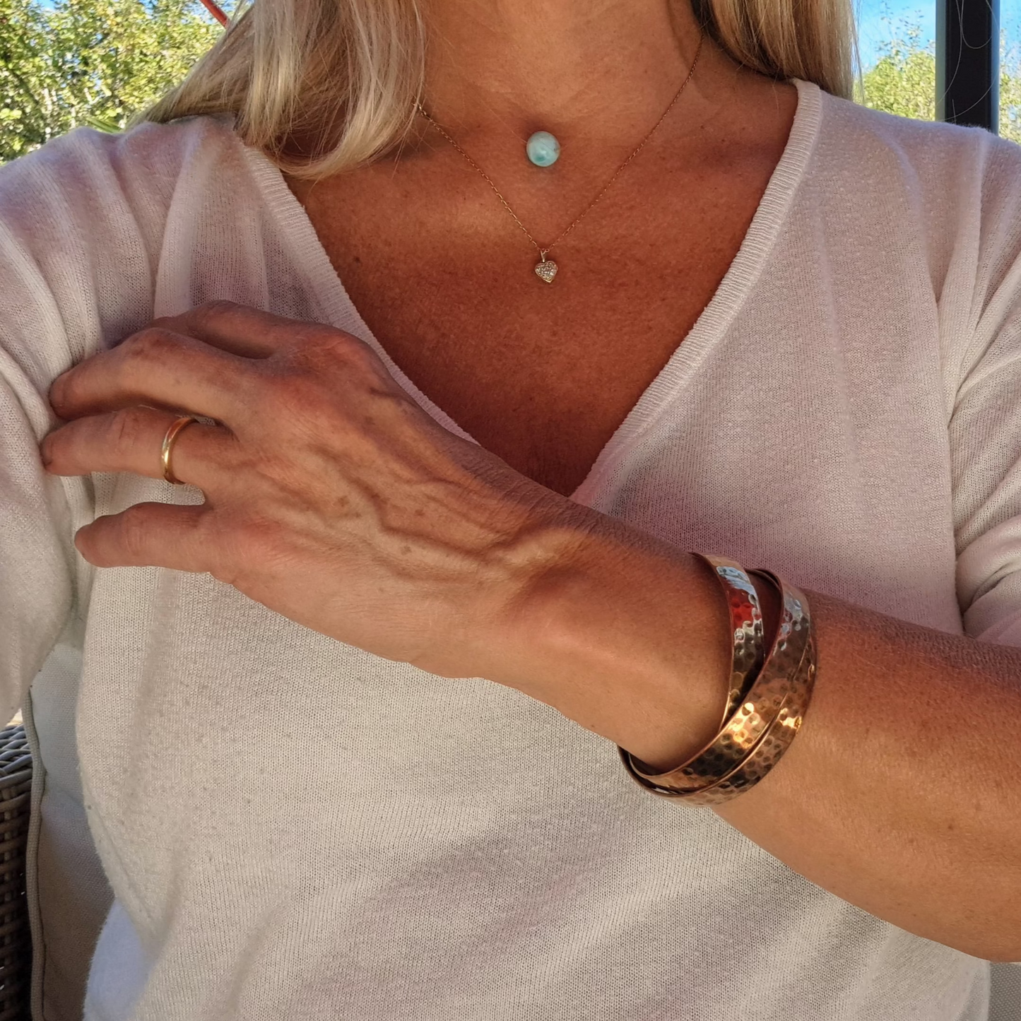 Bracelet Jonc Triple en Cuivre Martelé Design Artisanal Vintage 70’s