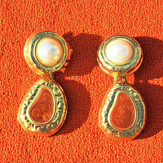 Clips d’Oreilles Vintage Assorties au Collier Année 80-90