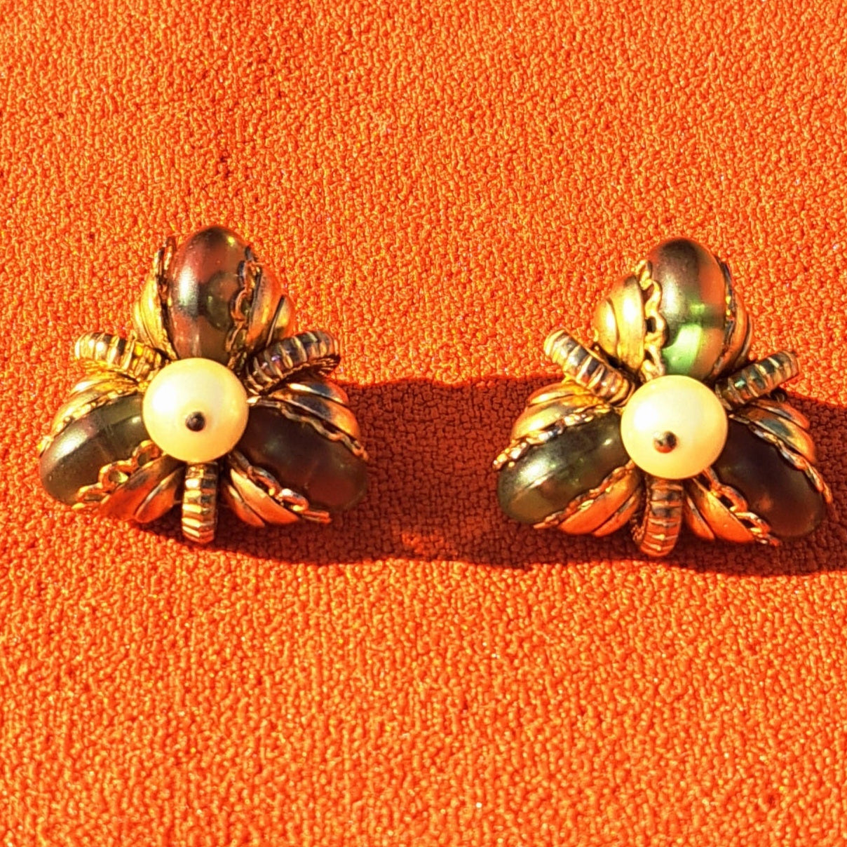 Clips d’Oreilles Vert Jade & Perle Nacrée Années 80-90