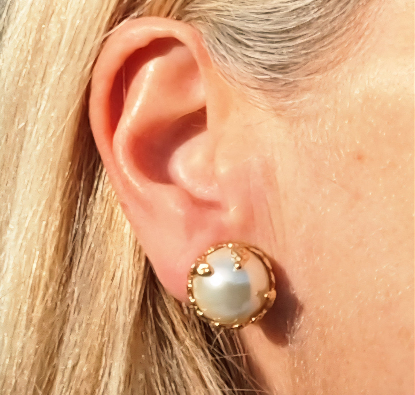 Clips d’Oreilles Perle Classique Couronnée Années 80-90